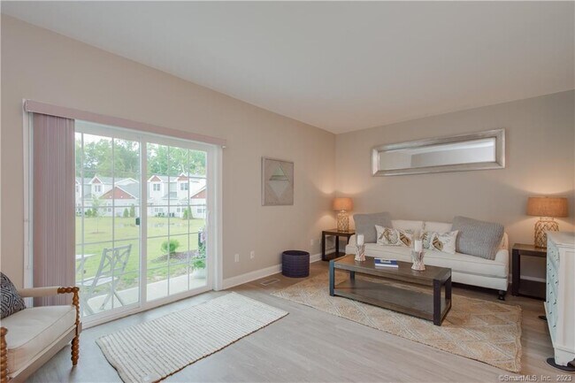Building Photo - 24 Mill Pond Dr