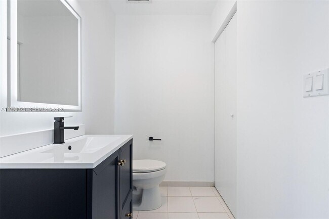 Building Photo - 3470 E Coast Ave