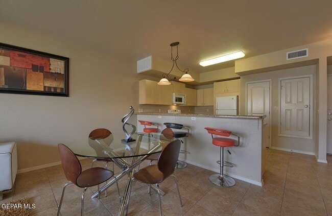 Building Photo - 501 Redd Rd