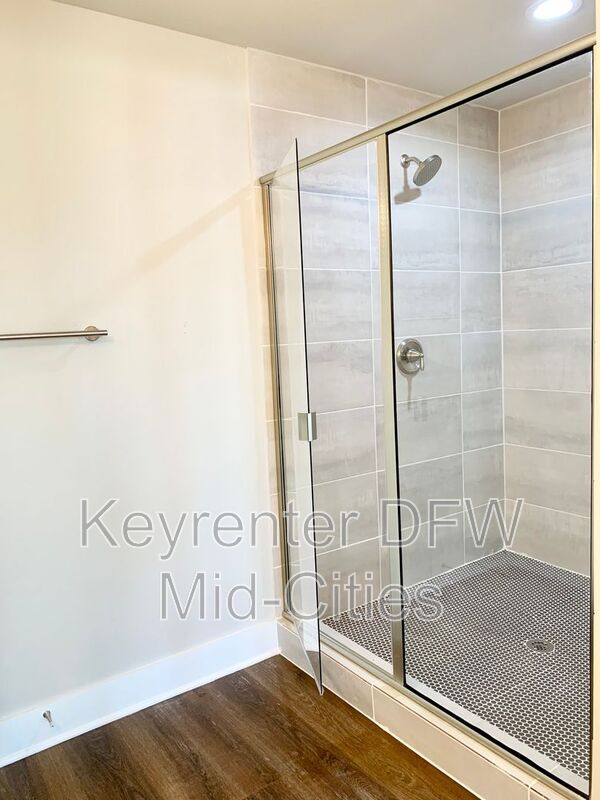 Building Photo - 1431 Pearson St