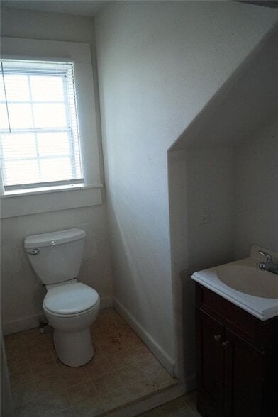Building Photo - 24206 Longenbaugh Rd