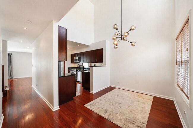 Building Photo - 1347 Winfield Way