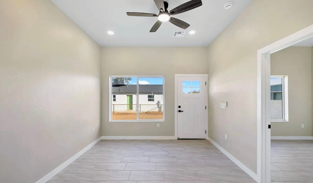 Building Photo - 1325 W Speedway Blvd