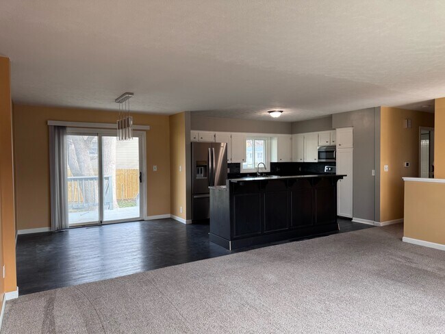 Building Photo - 20502 Cleveland St