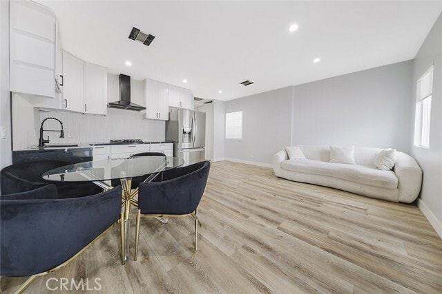 Building Photo - 8440 Costello Ave