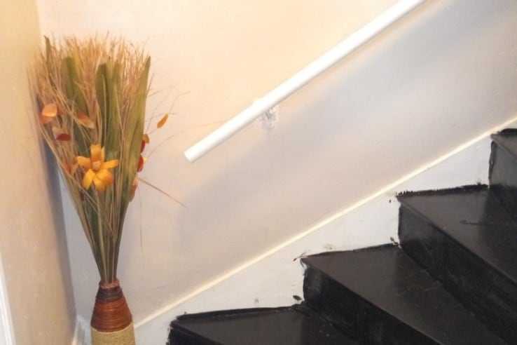 inside stairs - 520 Lawrence Ave