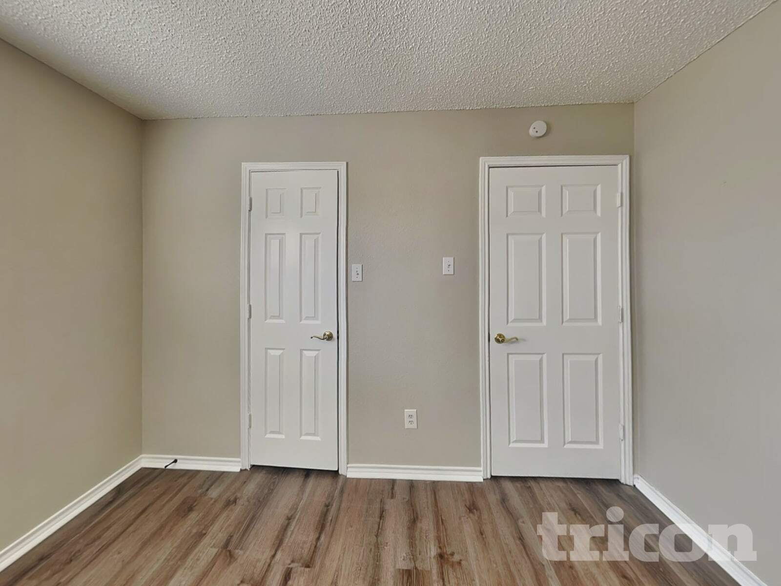 Building Photo - 509 Live Oak Dr