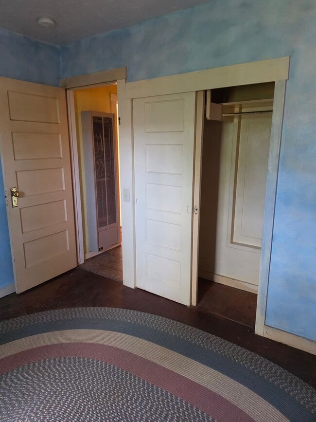 Building Photo - 3 Bedrooms 2 baths Beach House in the City of Imperial Beach!!!!!!