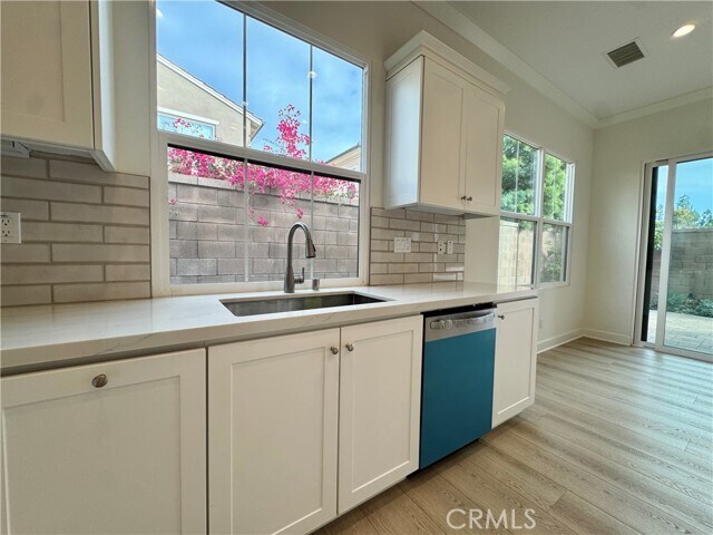 Building Photo - 128 Hargrove