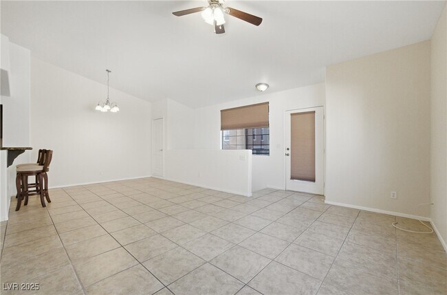 Building Photo - 1501 Truett St