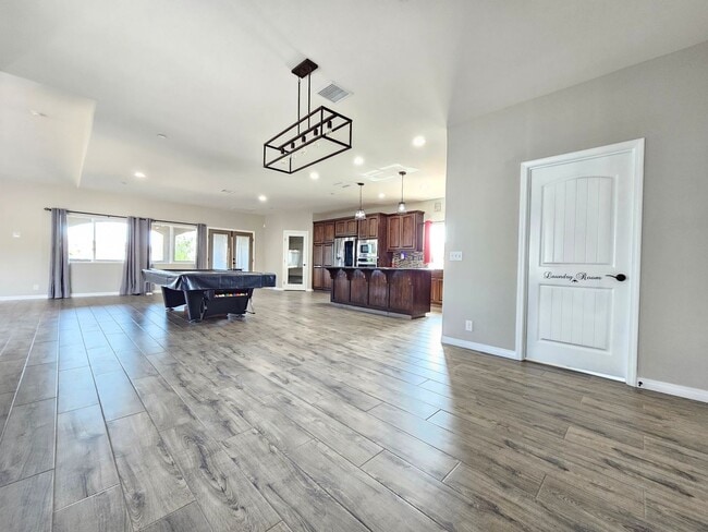 Building Photo - Dream Home 4 bed 3 bath Home!