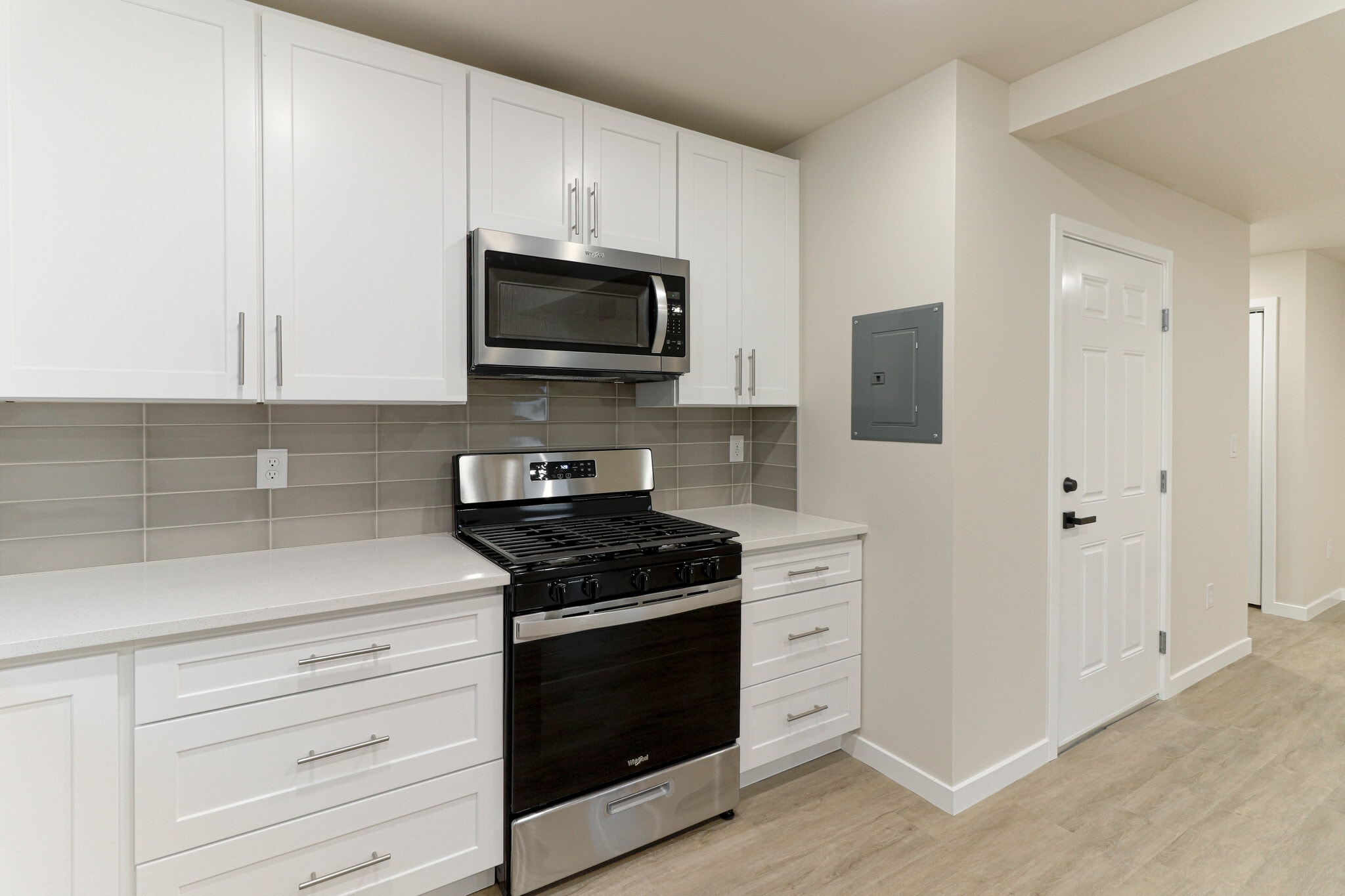 Building Photo - 8202 Mentra St