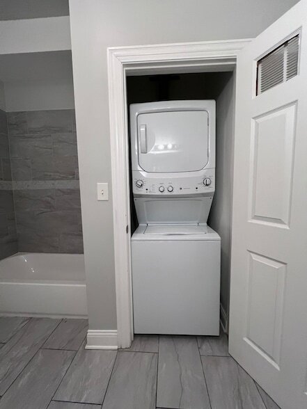 Building Photo - 7057 S Normal Blvd