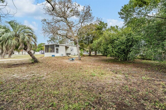 Building Photo - 6985 Merrick Ln