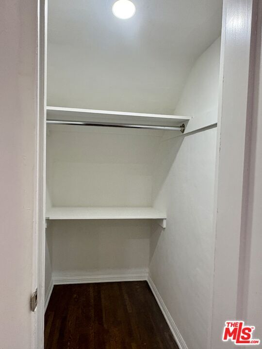 Building Photo - 170 N Orange Dr