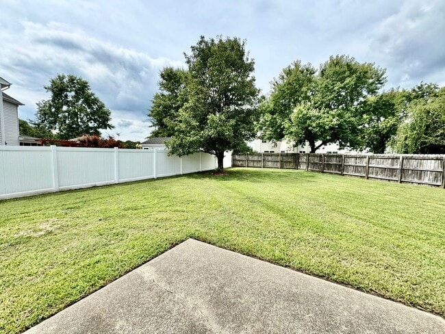 Building Photo - Ready 06-17-26 in Sawyers Mill - Ranch Home w/Loft On Cul-De-Sac! Pet Friendly - Grassfield High ...