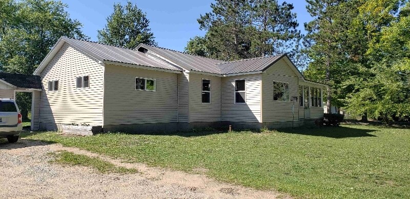 Primary Photo - 1729 N Keystone Rd