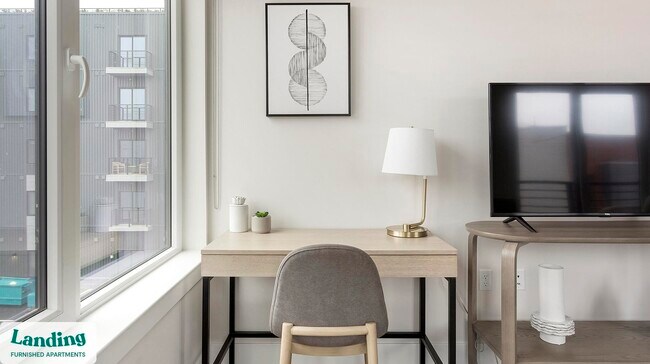 Building Photo - 1999 E Boston St