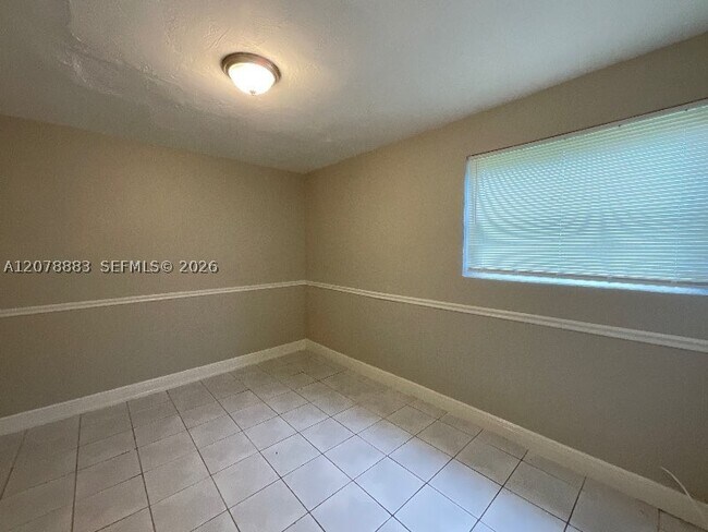 Building Photo - 2100 NW 74th Ave