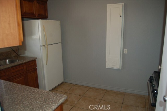 Building Photo - 422 W Palm St