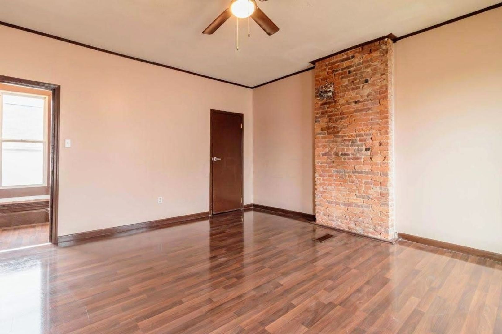 Building Photo - 274 S Skidmore St