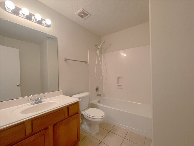 Building Photo - 20823 Dewberry Creek Ln
