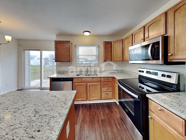 Building Photo - 1557 Pheasant Run Dr