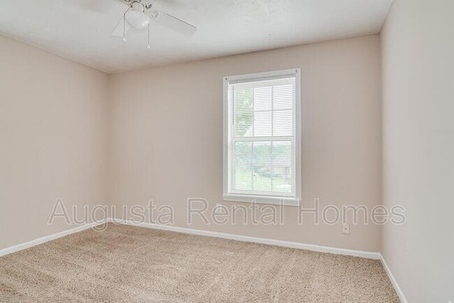 Building Photo - 3453 Pine Hill Rd