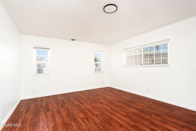 Building Photo - 13951 Terra Bella St