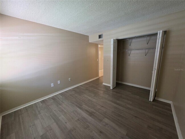 Building Photo - 110 Cypress Woods Ct