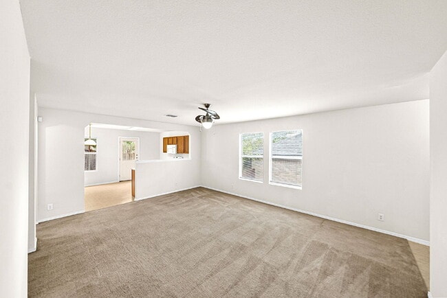 Building Photo - Charming 4-Bedroom Sanctuary - Spacious Living Awaits