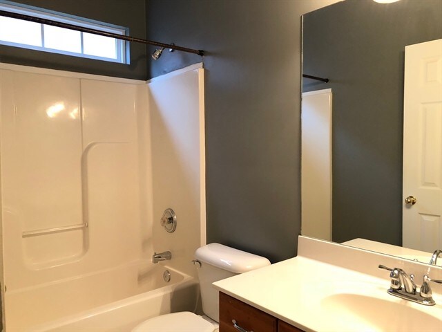 Building Photo - 1010 Tanyard Springs Dr