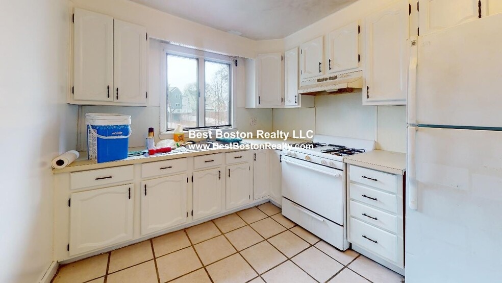 Building Photo - 14 Lincoln Ct