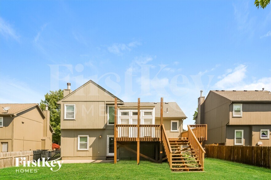 Building Photo - 17235 W 156th Terrace
