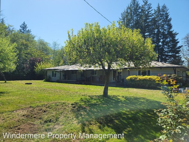 Building Photo - 3 br, 2.5 bath House - 3078 NE Lincoln Road