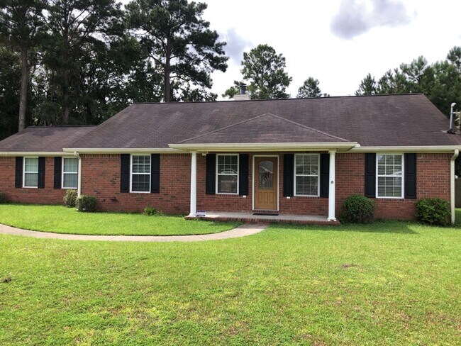 Primary Photo - 300 Lakeshore Dr