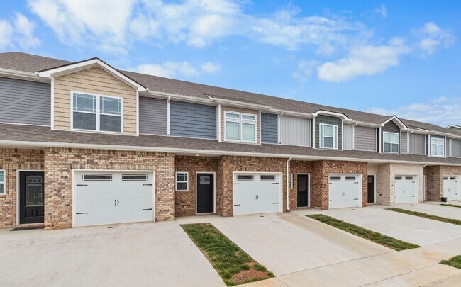 Building Photo - 349 Fallow Cir