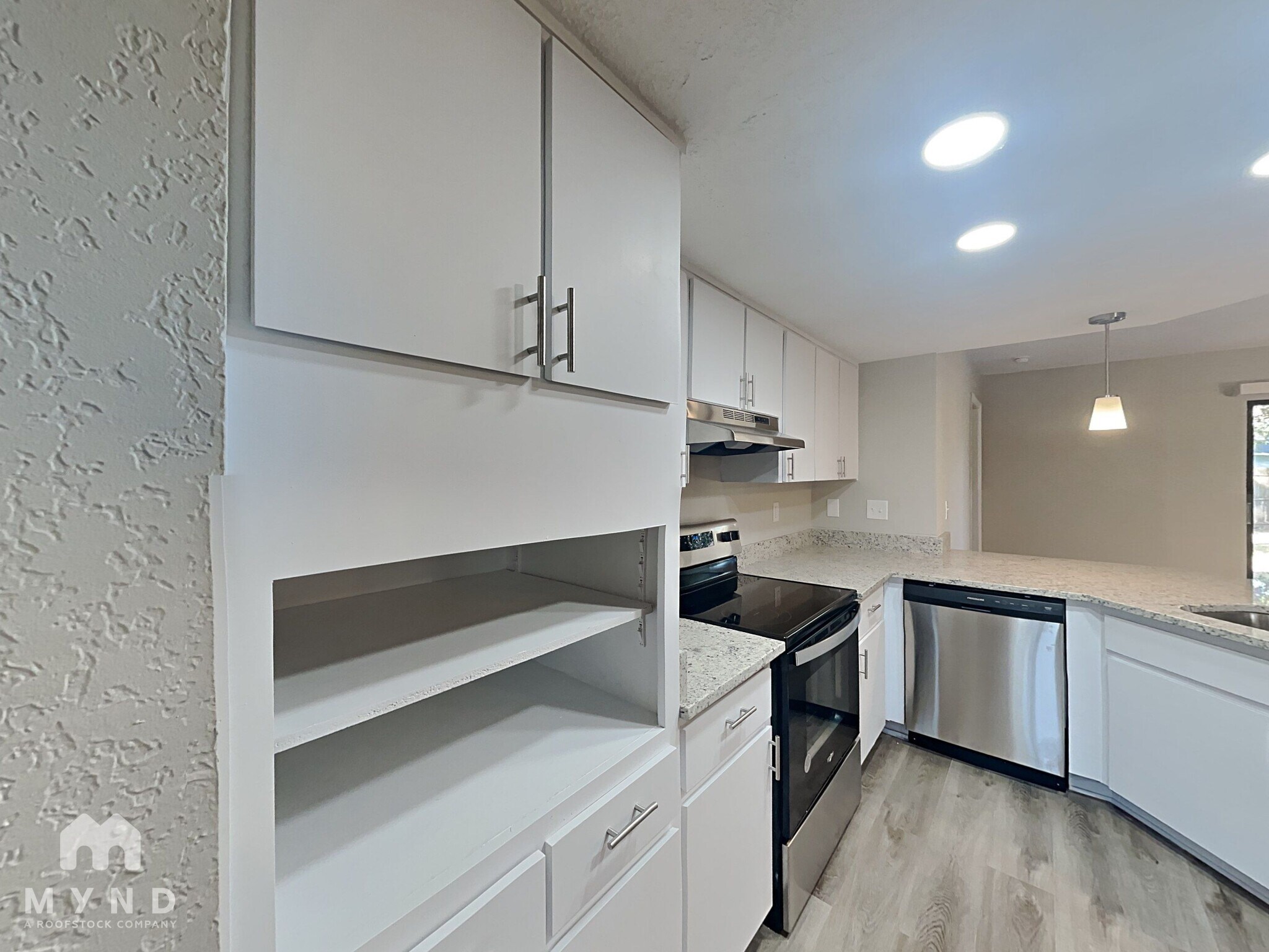 Building Photo - 10327 Lansfield St