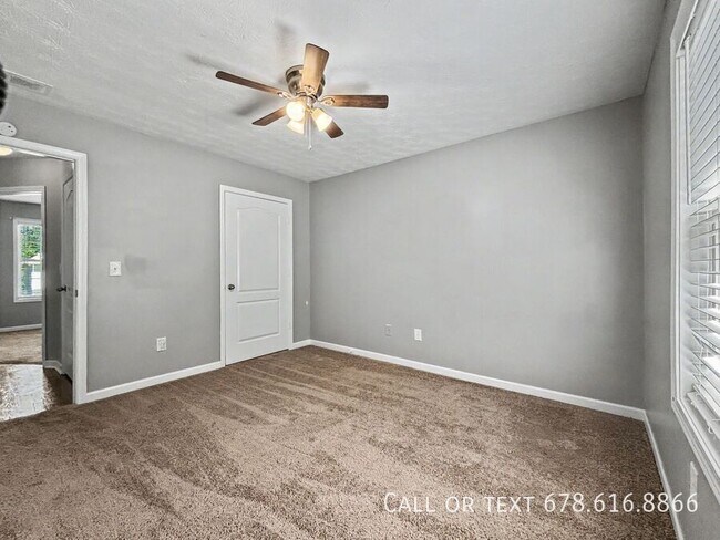 Building Photo - 80 Rivercrest Ln