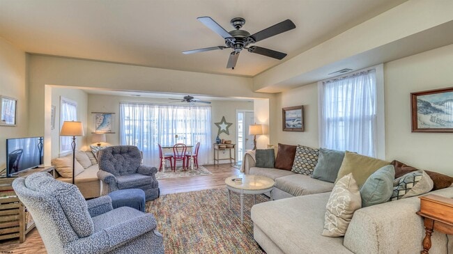 Building Photo - 126 N Buffalo Ave