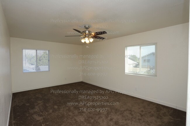 Building Photo - 519 N Daisy Ave