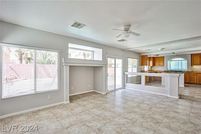 Building Photo - 6586 W Camero Ave