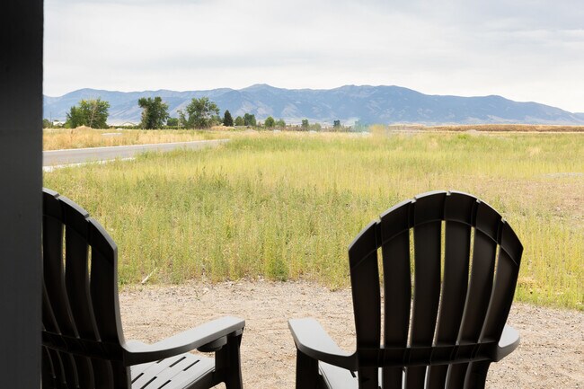 Building Photo - 188 Walleye Rd