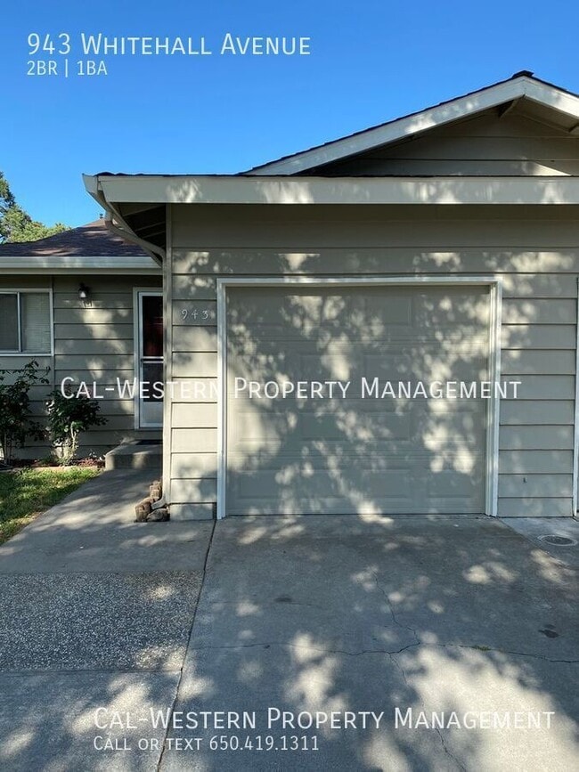 Building Photo - 943 Whitehall Ave