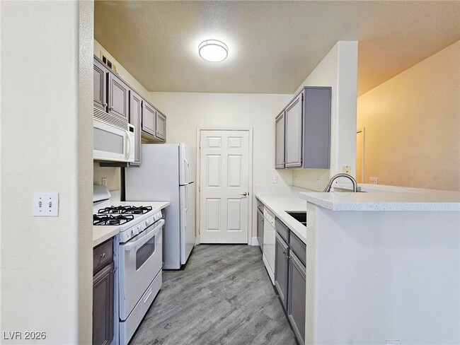 Building Photo - 7143 S Durango Dr