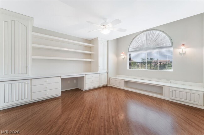 Building Photo - 1733 Tesara Vista Pl