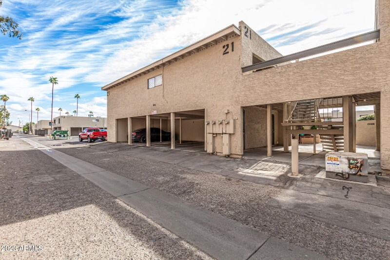 Building Photo - 2634 N 43rd Ave