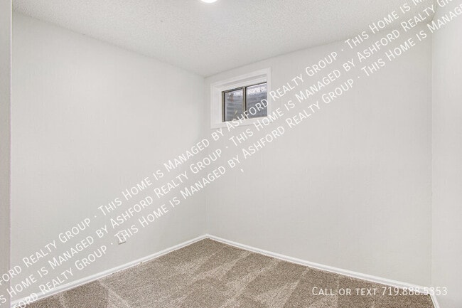 Building Photo - 4087 London Ln
