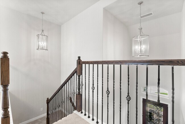 Building Photo - 2840 Jehlon Ln