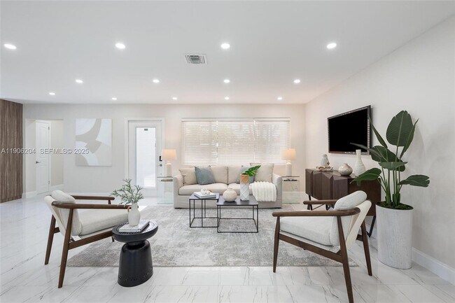 Building Photo - 1510 Coolidge St